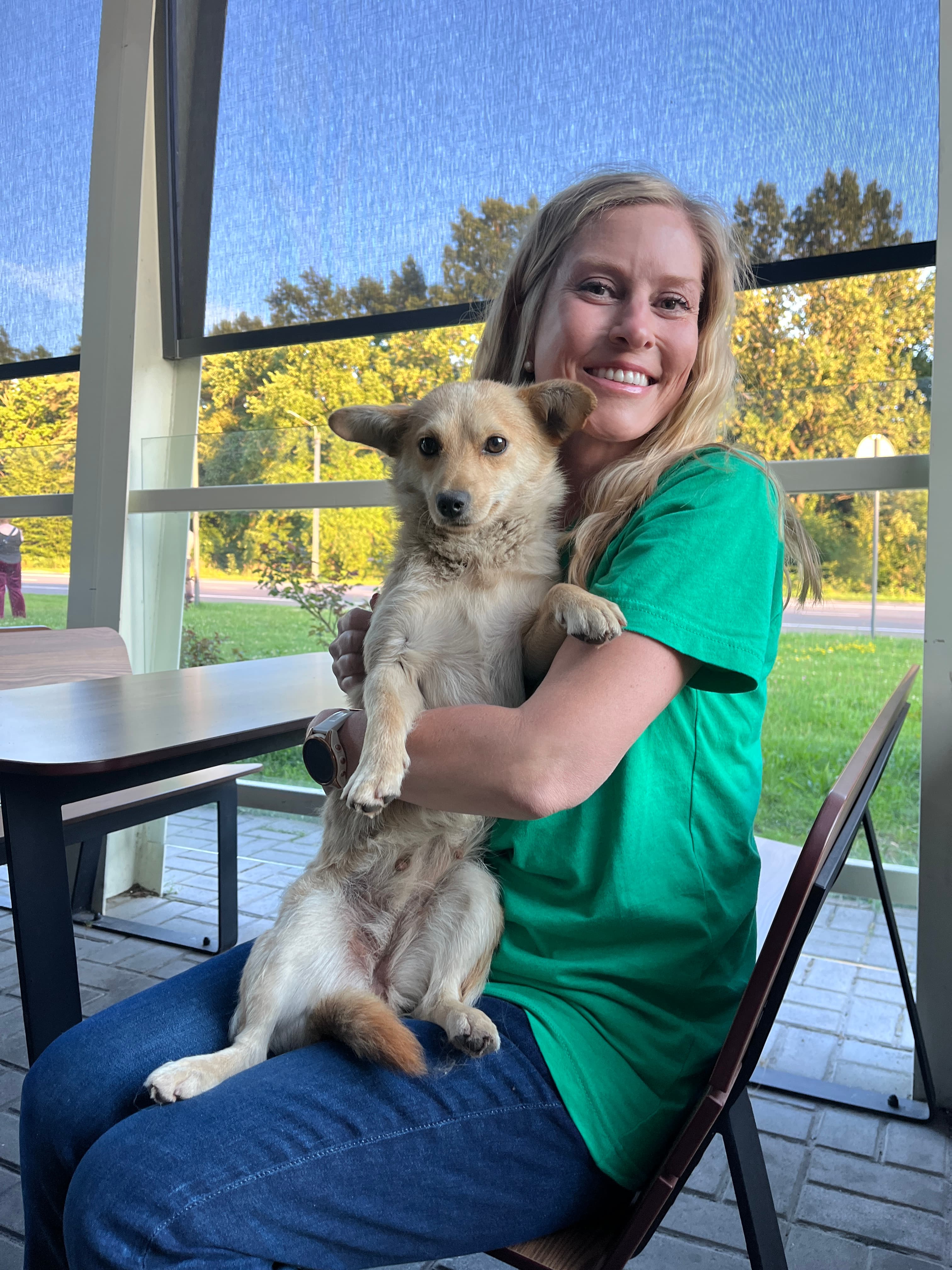 Volunteer helping at the shelter